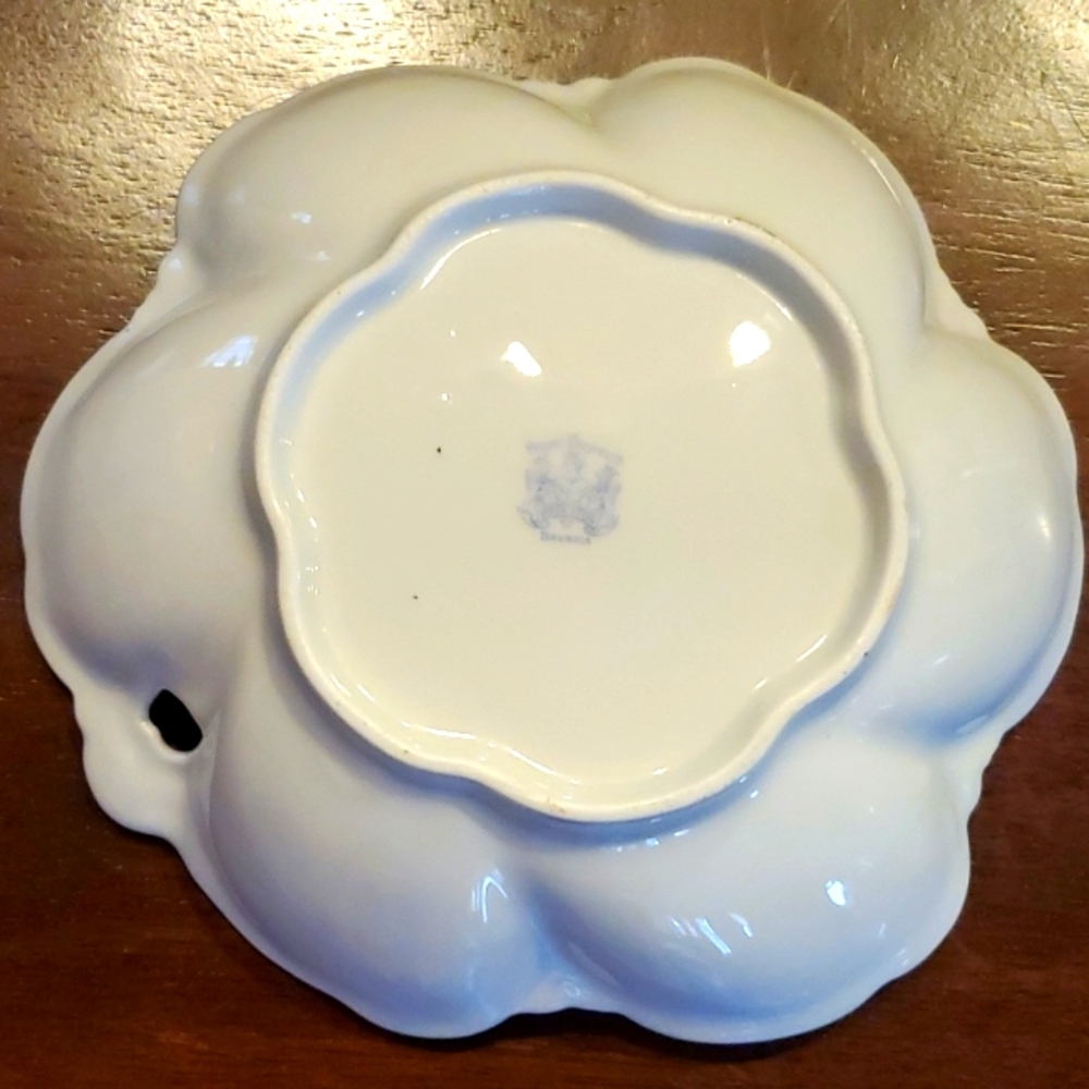 Vintage Royal Bayreuth Bowl - Picture 5 of 8
